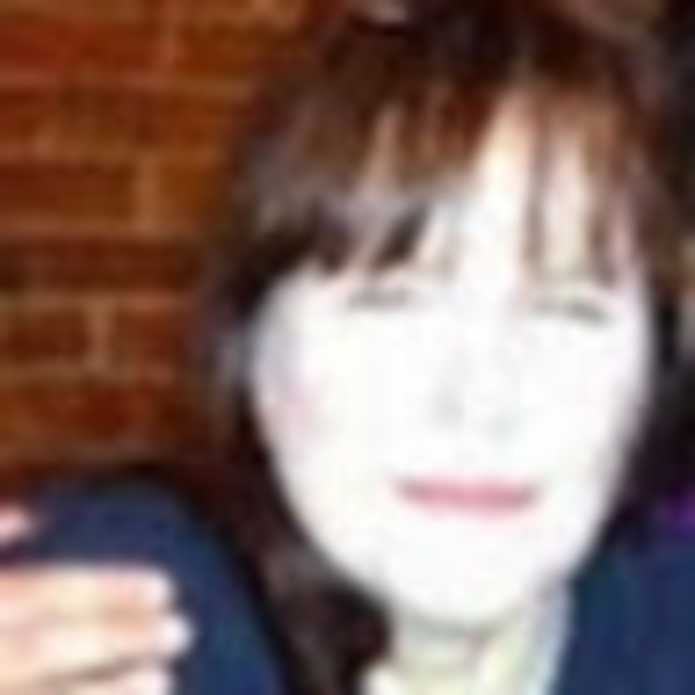 Meet your Posher, Mary emanoil